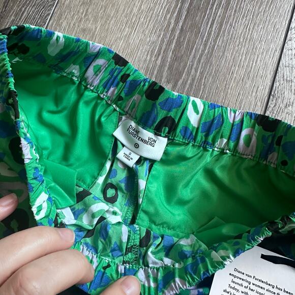 Diane Von Furstenberg Green Leopard Print Nylon Joggers - Picture 7 of 9